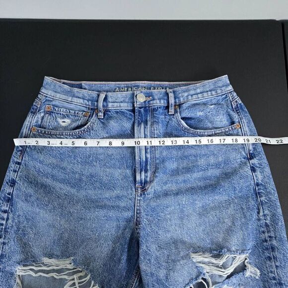 American Eagle Womens Baggy High Rise Jeans Size 12 Short Blue Distressed Grunge - Picture 6 of 8